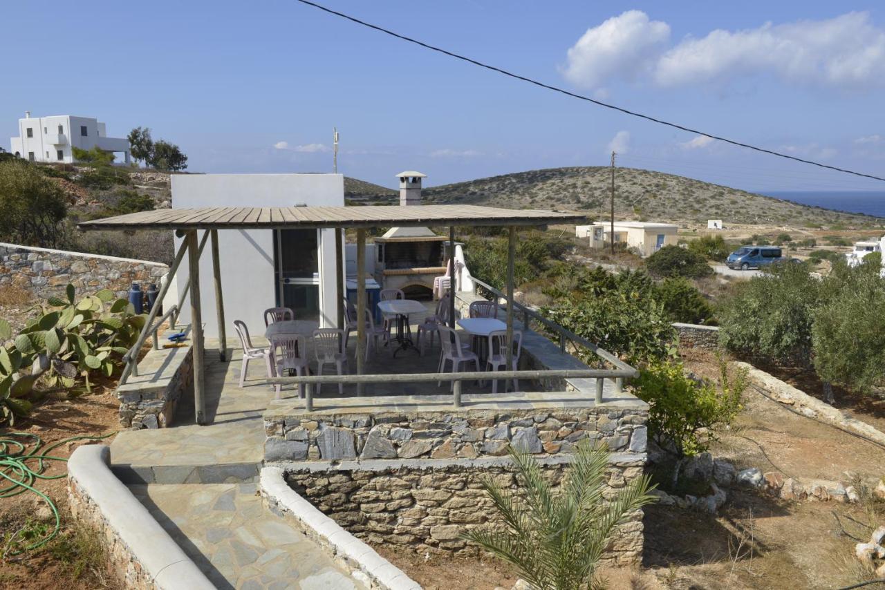 Anna'S Place Rooms Irakleia  Buitenkant foto
